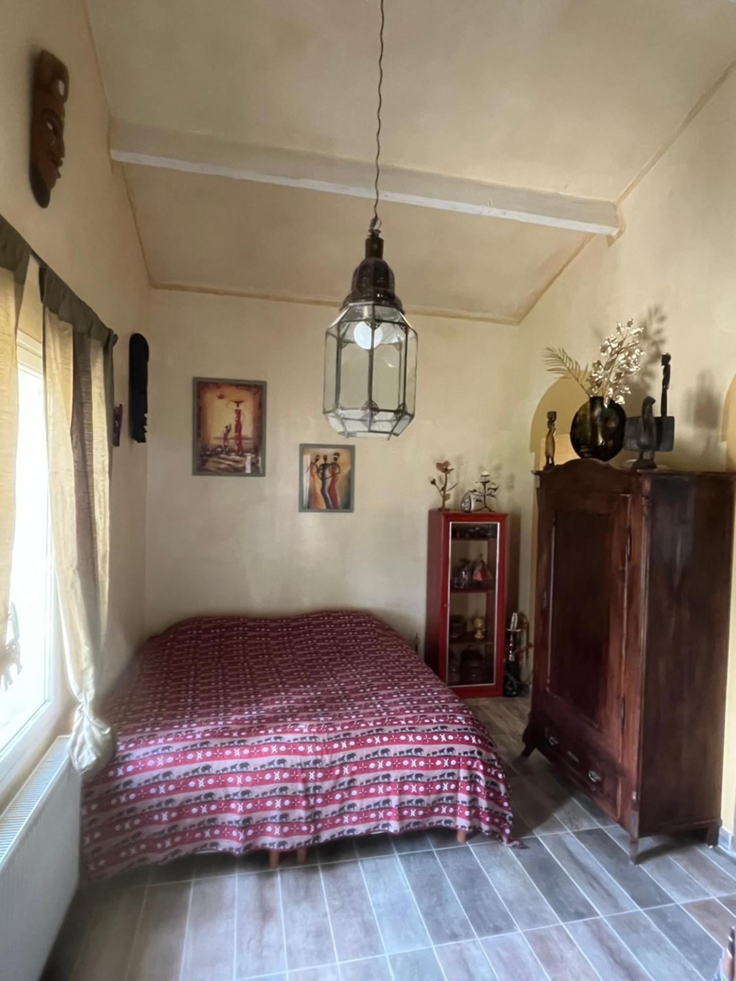 Chambre D'Hotes La Tour-dʼAigues エクステリア 写真